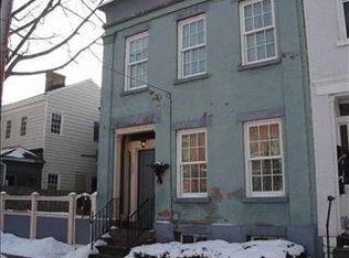 253 Liberty St, Troy, NY 12180