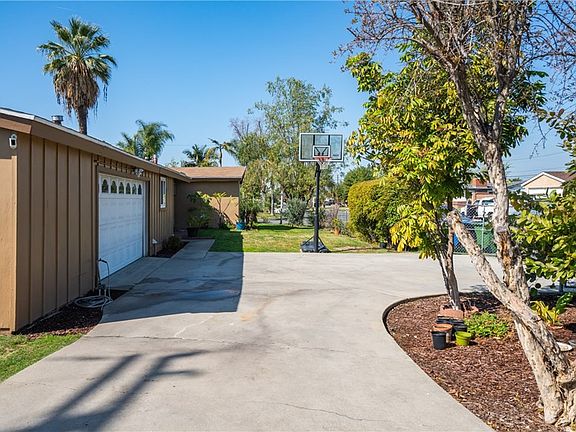 3rd image of 16240 E Elgenia St
