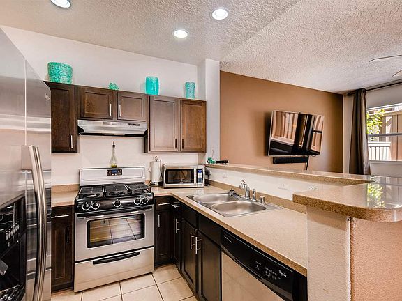 4th image of 53 Canyon Cliff Dr