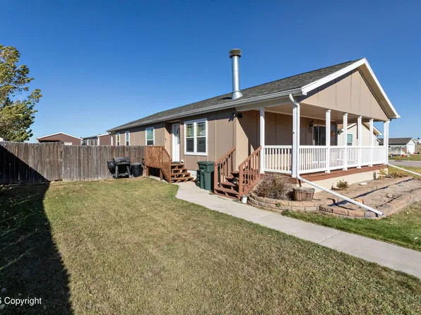 2503 Silverwood St, Gillette, WY 82716