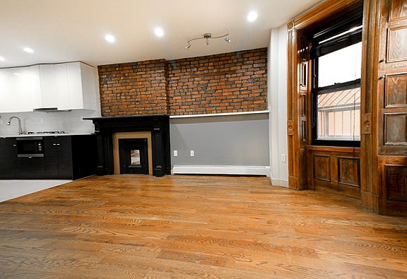 3rd image of 212 Hancock St #1AA