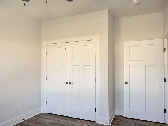 5th image of 96 Lockridge Ln
