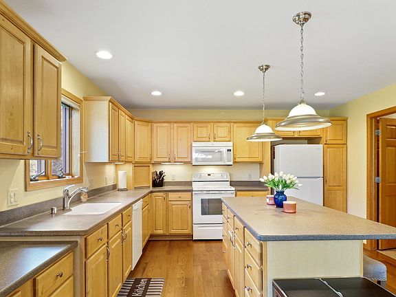 5th image of 312 Wynnwood Dr