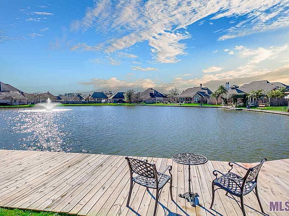 3rd image of 18024 Bellingrath Lakes Ave