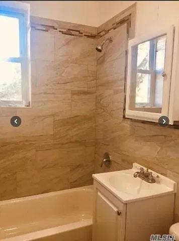 3 bed, 1.0 bath, 1000 sqft, $3,600 — Photo 3