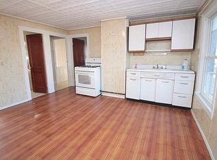 40 Fremont St #2, Springfield, MA 01105