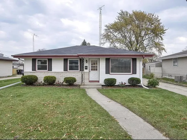 4149 La Salle St, Racine, WI 53402