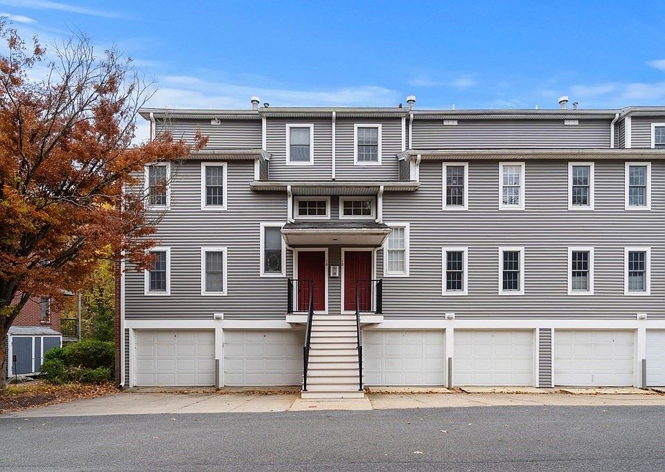 1st image of 12 N Stone Mill Dr #1012