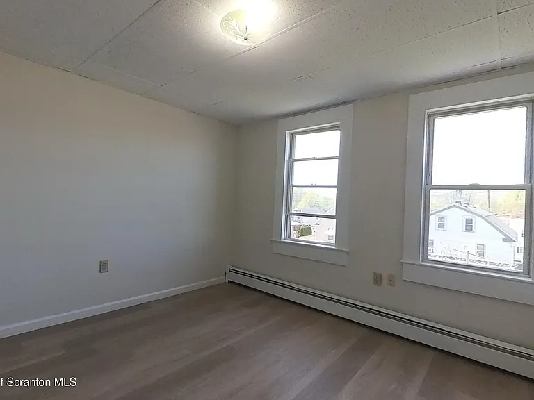 86 Lee Park Ave #2 — Photo 7