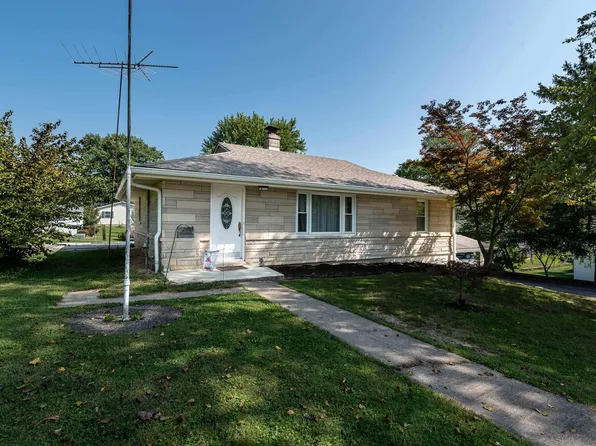 903 25th St, Bedford, IN 47421