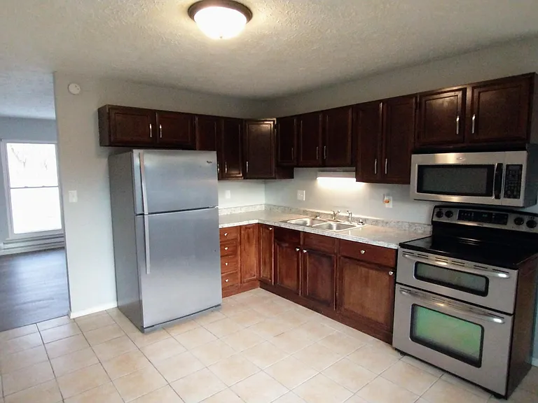 4521 Phoenix Dr — Photo 4