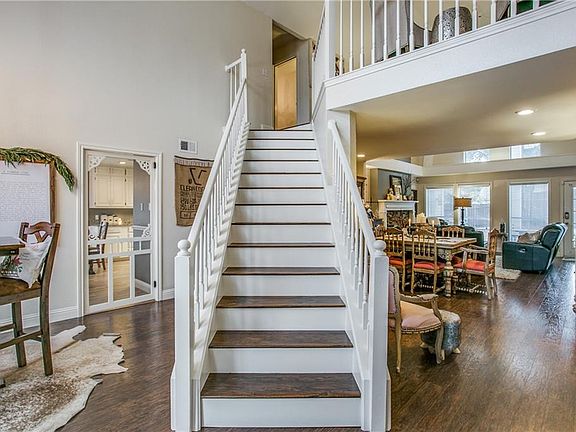 2nd image of 3208 Fisher Ct