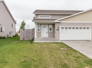4260 Auburn Ave S, Fargo, ND 58104