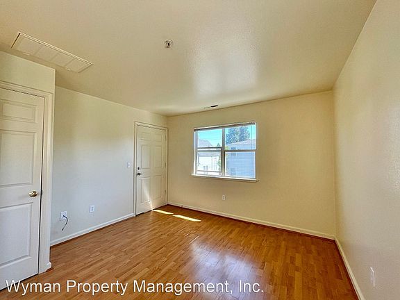 5th image of 1356 Calistoga Ave #7