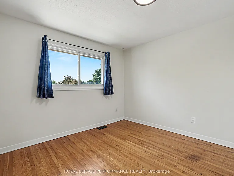 29 Aldercrest Dr — Photo 10