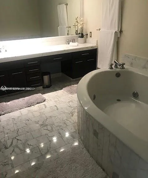 19707 Turnberry Way #23F — Photo 19