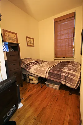 Rented by City Connections Realty | media 19