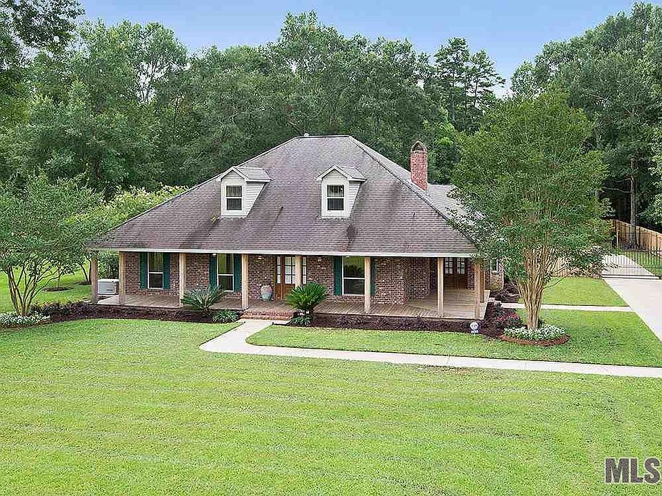 1st image of 8595 Beechwood Dr