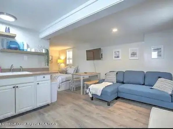 39 Carteret Avenue, Seaside Heights, NJ 08751