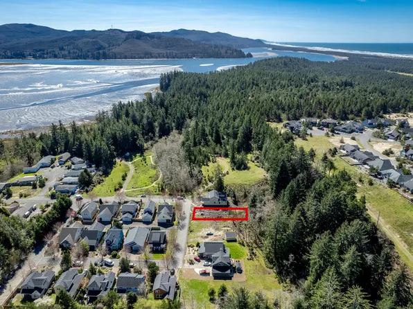 2 Manzanita Ave, Manzanita, OR 97130
