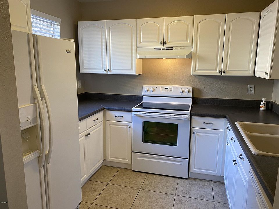 1st image of 1601 W Sunnyside Dr Unit 152
