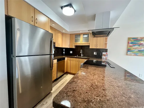 400 Hobron Ln APT 1215, Honolulu, HI 96815