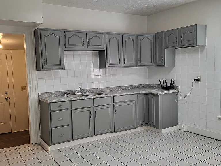 1510 Chapel St #1/2 — Photo 1