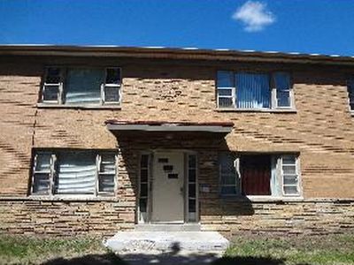 10320 W North Ave, Wauwatosa, WI, 53226