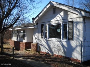 613 Columbus St, Galena, KS 66739