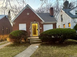 9755 Somerset Ave, Detroit, MI 48224