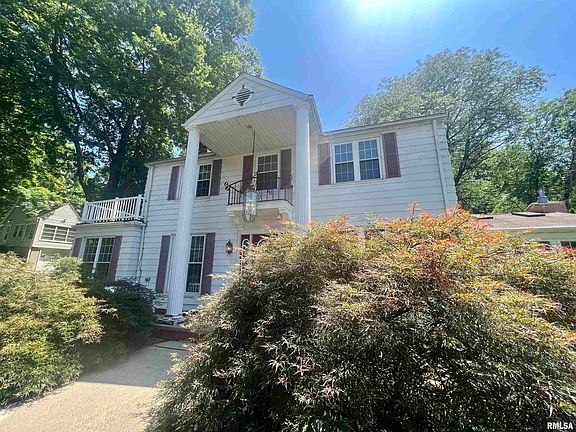 4th image of 1420 E Gardner Ln