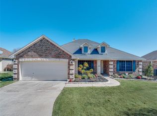 2721 Pinnacle Dr, Burleson, TX 76028