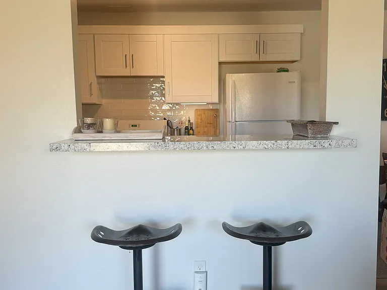 3175 Estelita Ct #D — Photo 8