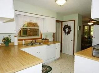 103 Oak Crest Ct, Simpsonville, SC 29680