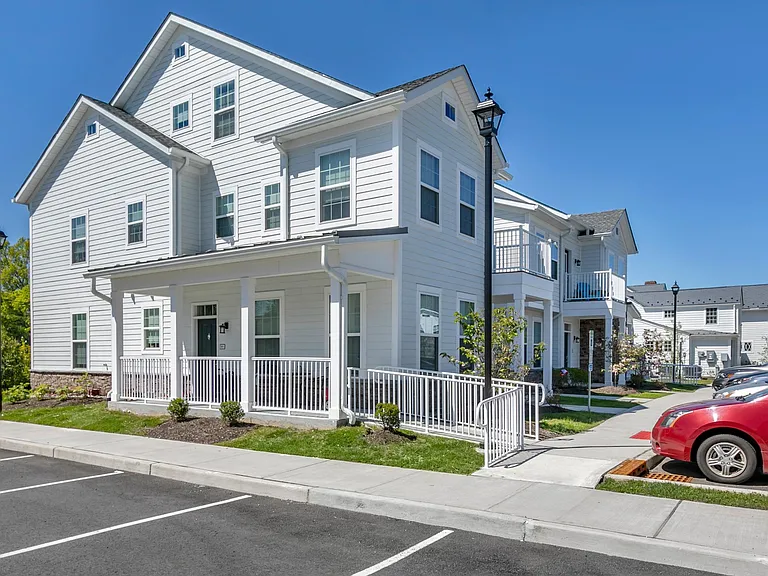 The Willows at Annandale Village — Photo 19