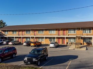 Cozy 1 Bedroom, 1 Bathroom Walking Distance to Saint Mary's!, Rochester, MN 55902