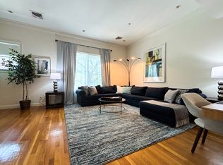 2 Harvard Sq #2, Brookline, MA 02445