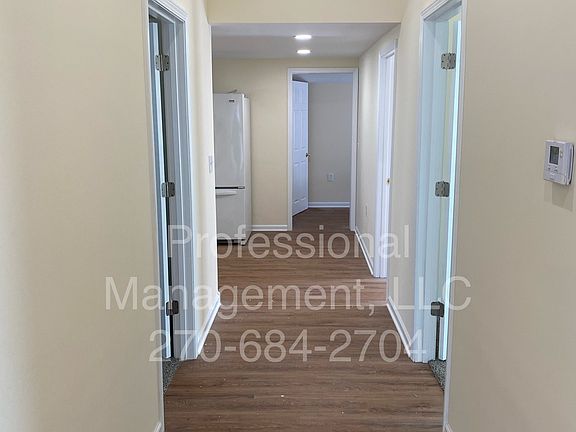 4th image of 19 Plum St