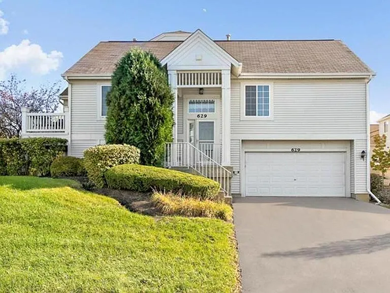 629 S Parkside Dr — Photo 1
