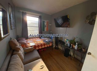 37 Park Vale Ave #U5, Allston, MA 02134