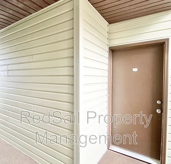 139 Haverford Ct — Photo 13