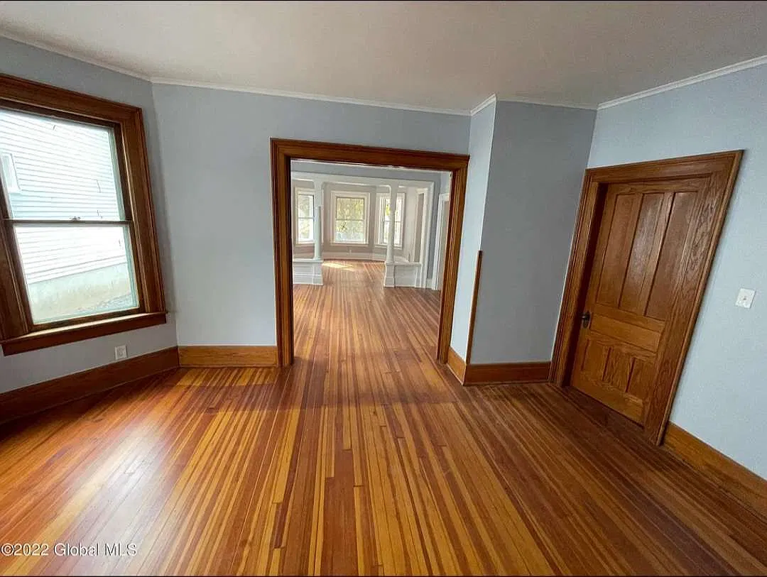 1105 Union St — Photo 1