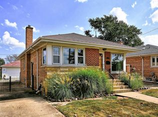 4555 Rose St, Schiller Park, IL