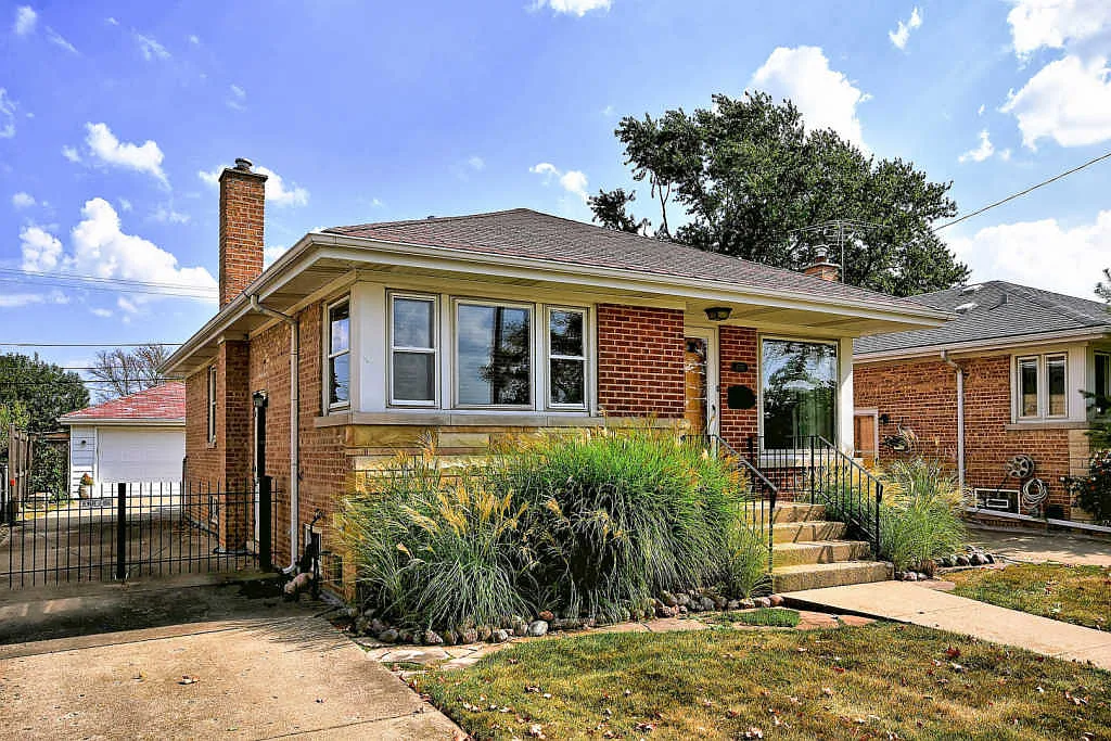 4555 Rose St photo 1