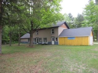 2880 N Us Highway 31, LEVERING, MI 49755