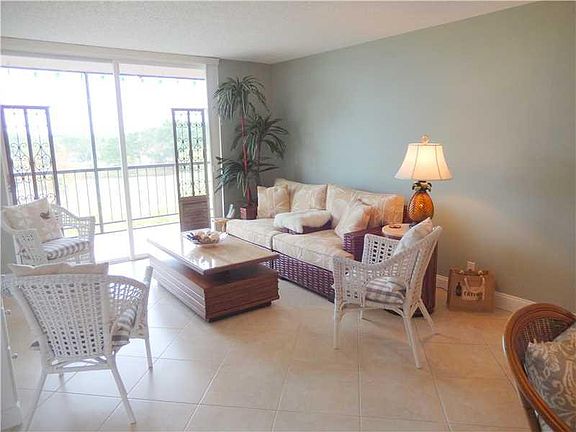 4th image of 2400 Dc Country Club Boulevard #508-1