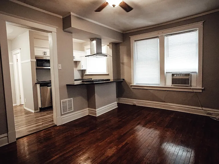 4976 Chippewa St #1W — Photo 13