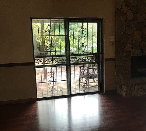 4th image of 61510 Dresden Dr