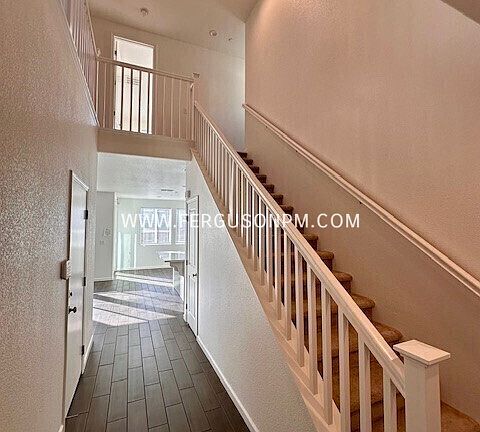 2nd image of 1206 Starflower Ln
