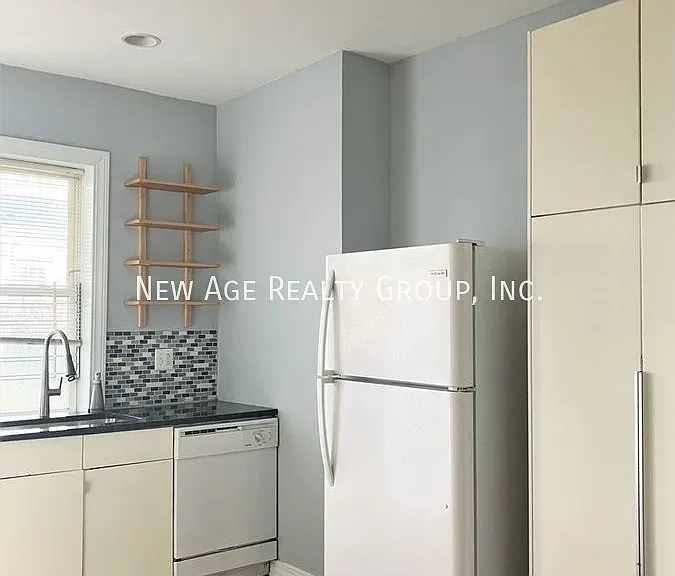 3111 Haverford Ave — Photo 10